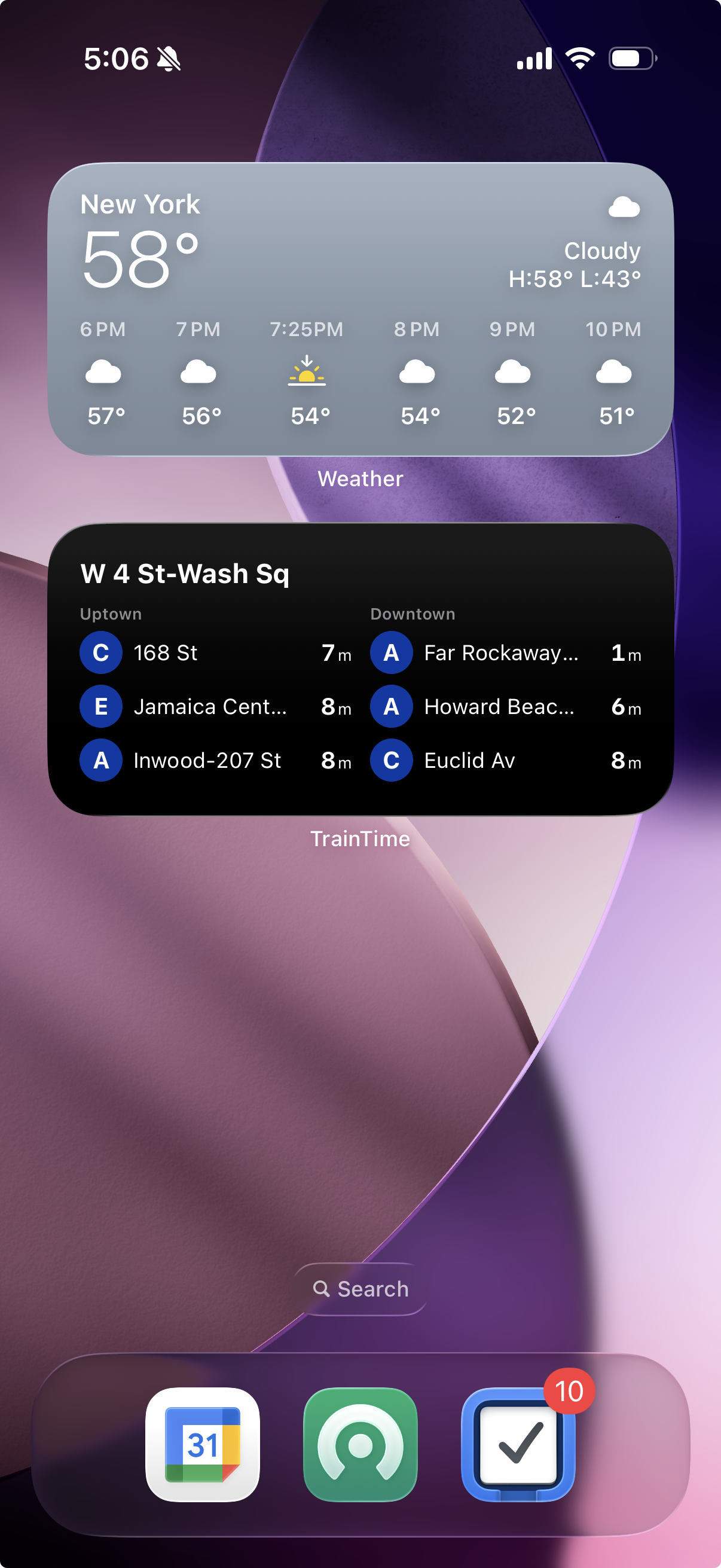 iPhone homescreen showing Straphanger widget with real-time arrivals at W 4 St-Wash Sq